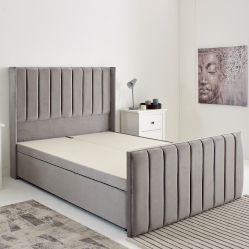 Winged panel divan - panel, plush