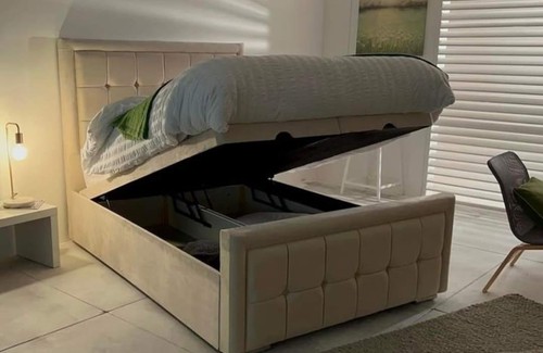 Reinforced divan lift - divan, up